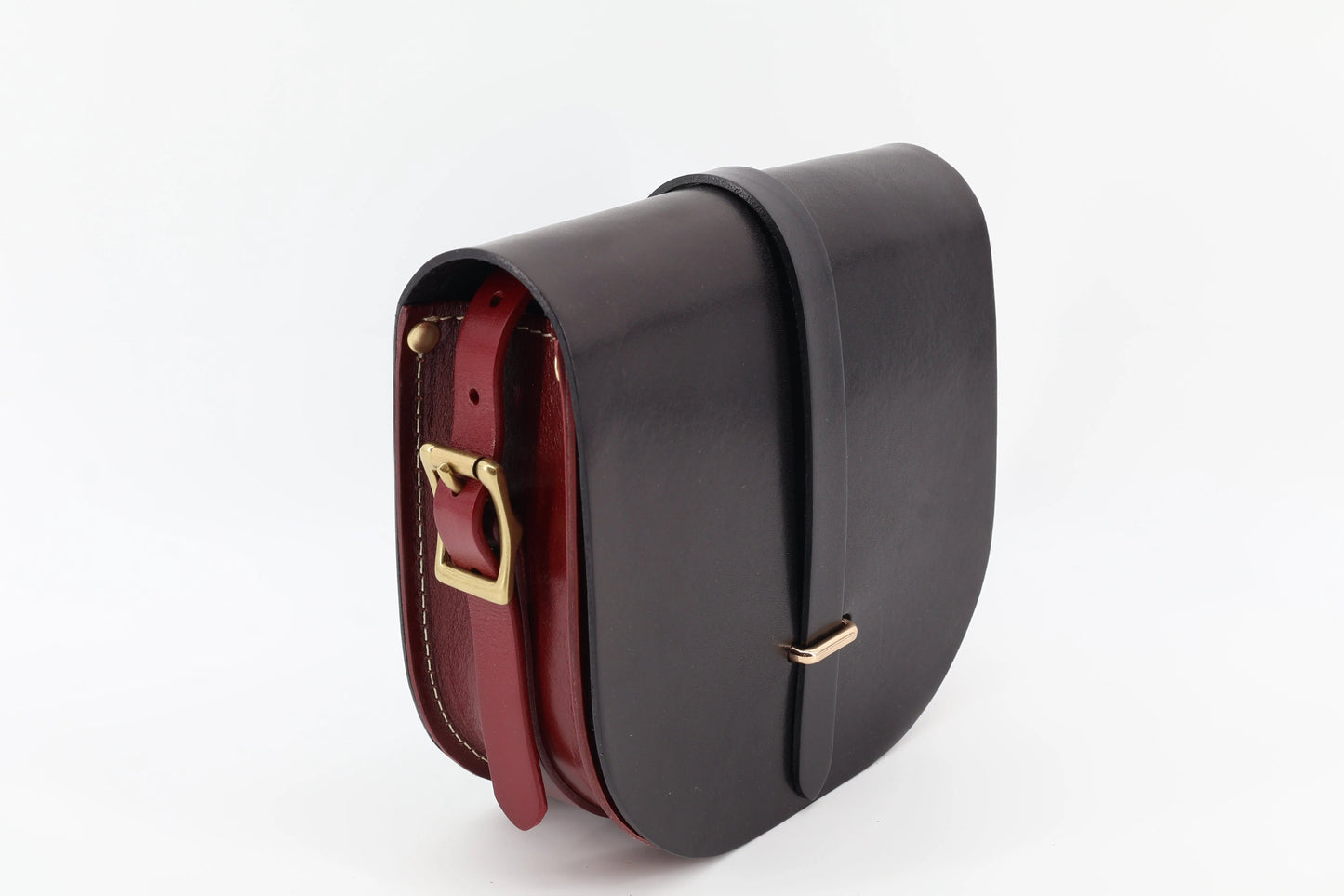 Classic Saddle Crossbody Eugo