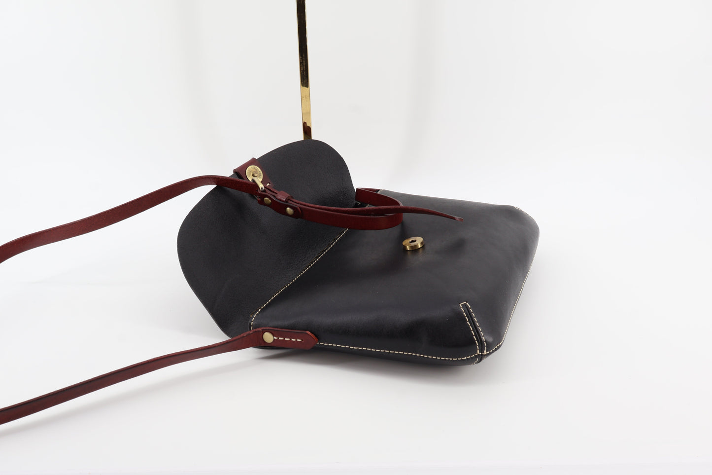 Black Leather Crossbody Bag – Modern Classic Eugo