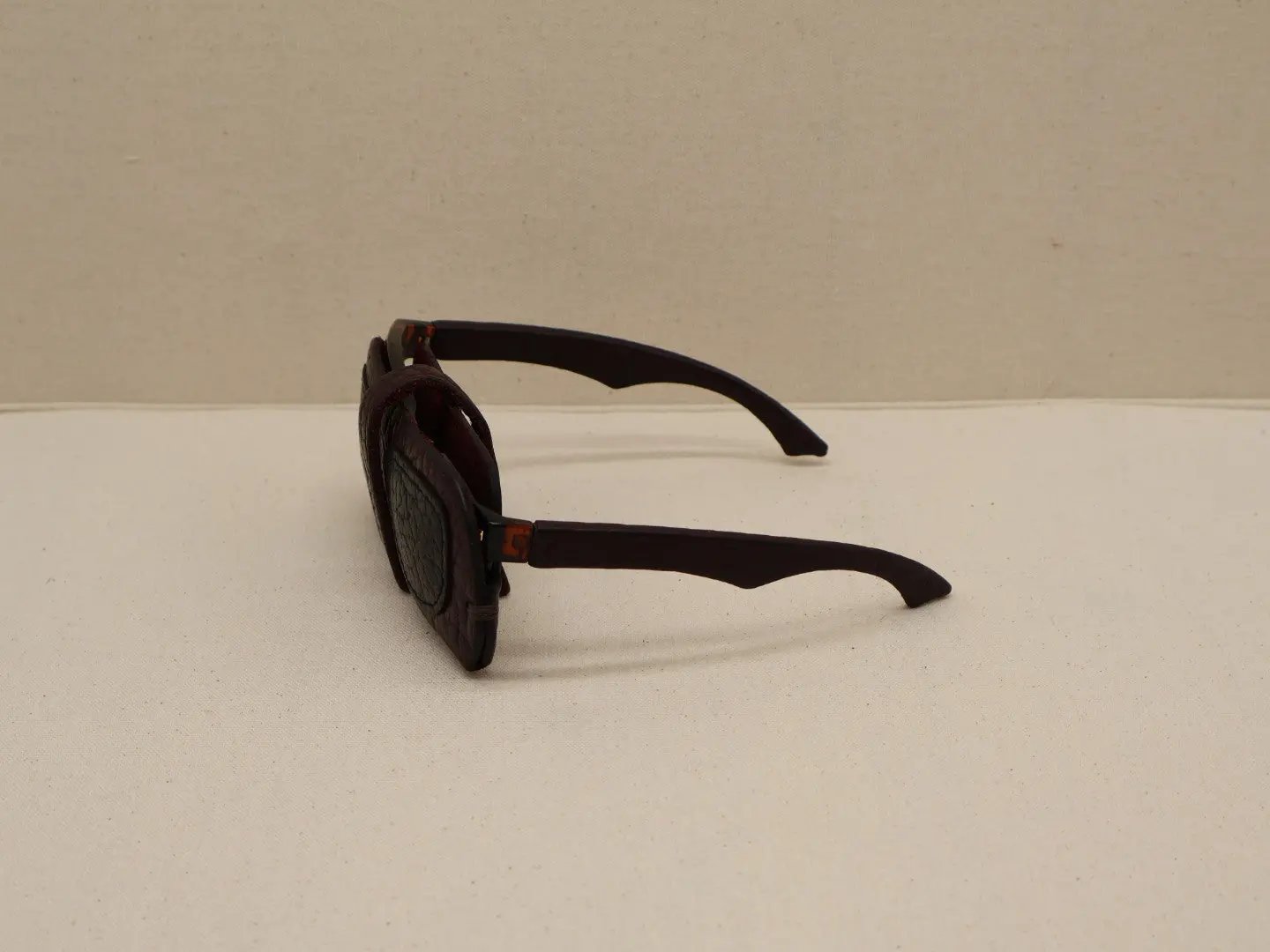 Eyeglass Leather Cover euGo original