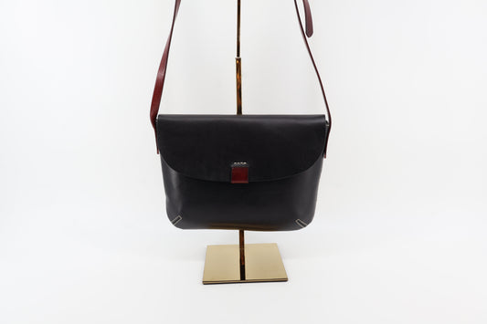 Black Leather Crossbody Bag – Modern Classic Eugo