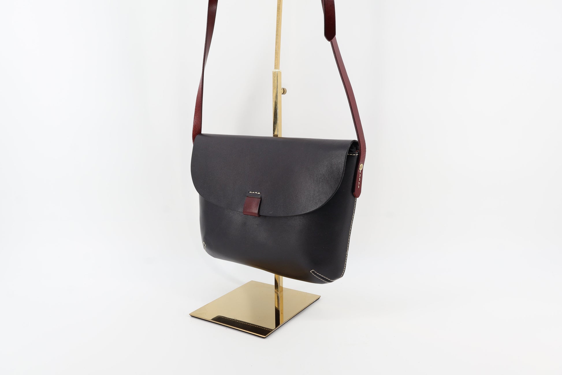 Black Leather Crossbody Bag – Modern Classic Eugo