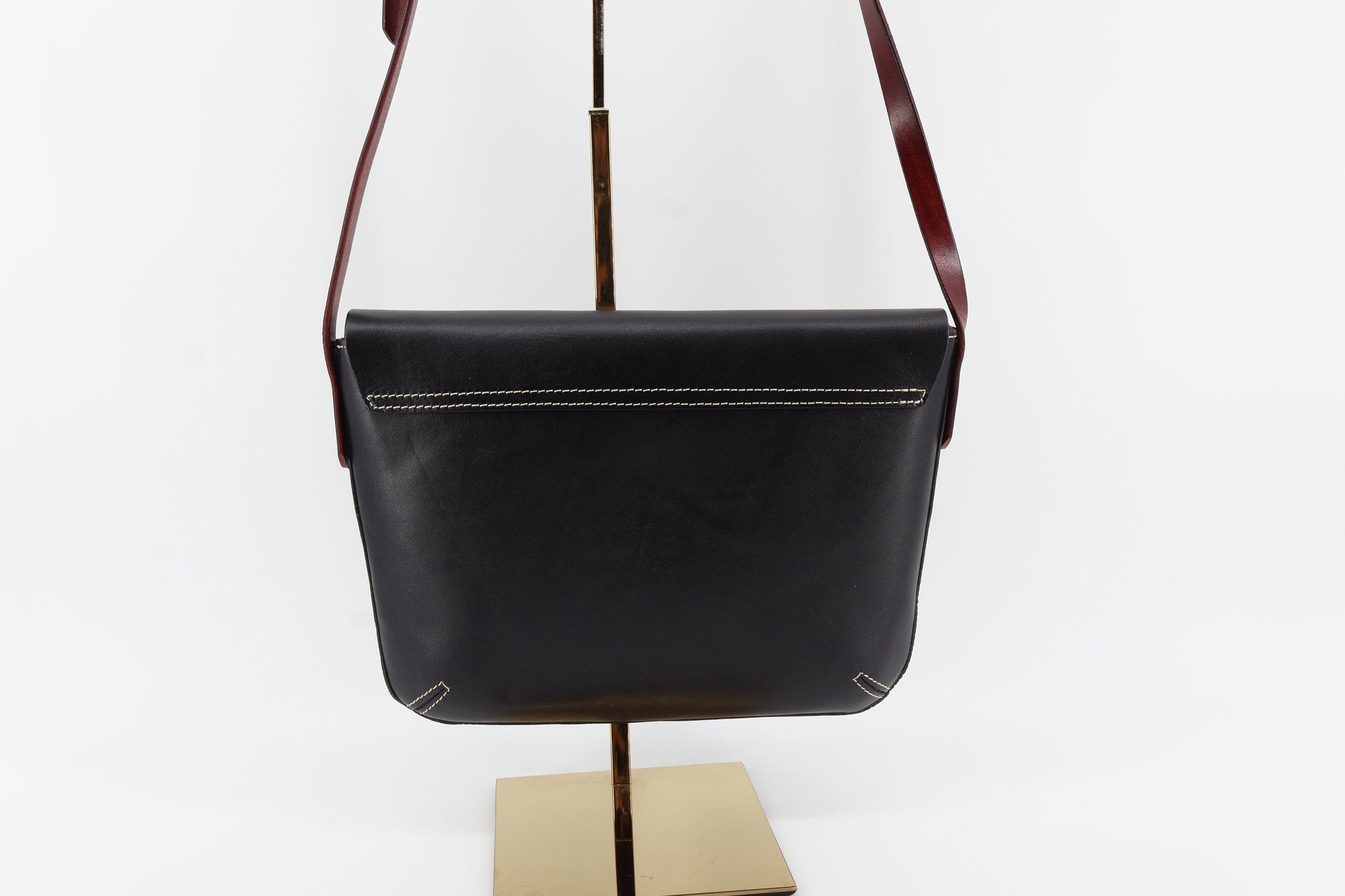 Black Leather Crossbody Bag – Modern Classic Eugo