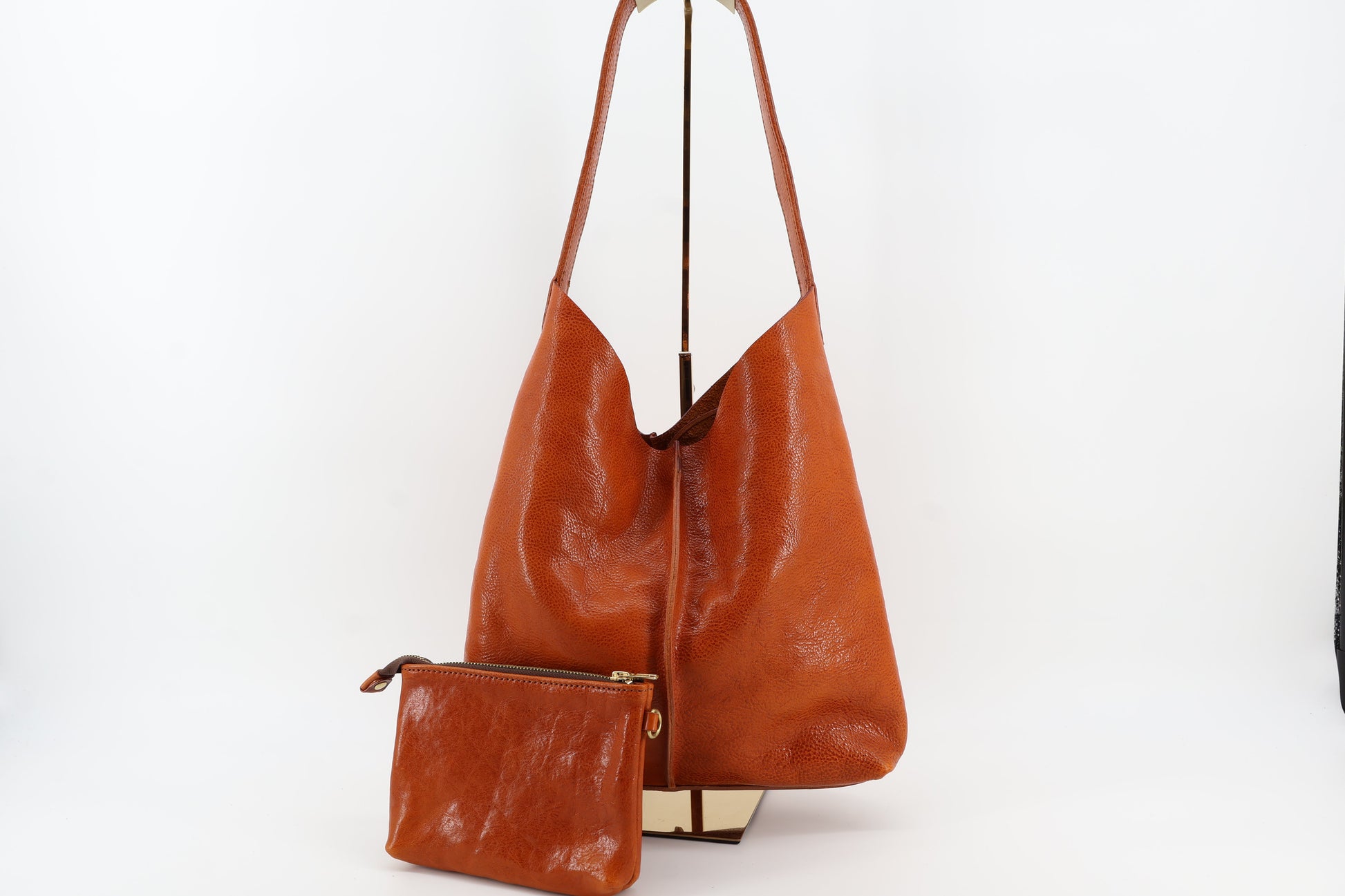 Saddle Leather Hobo & Zip Pouch Eugo