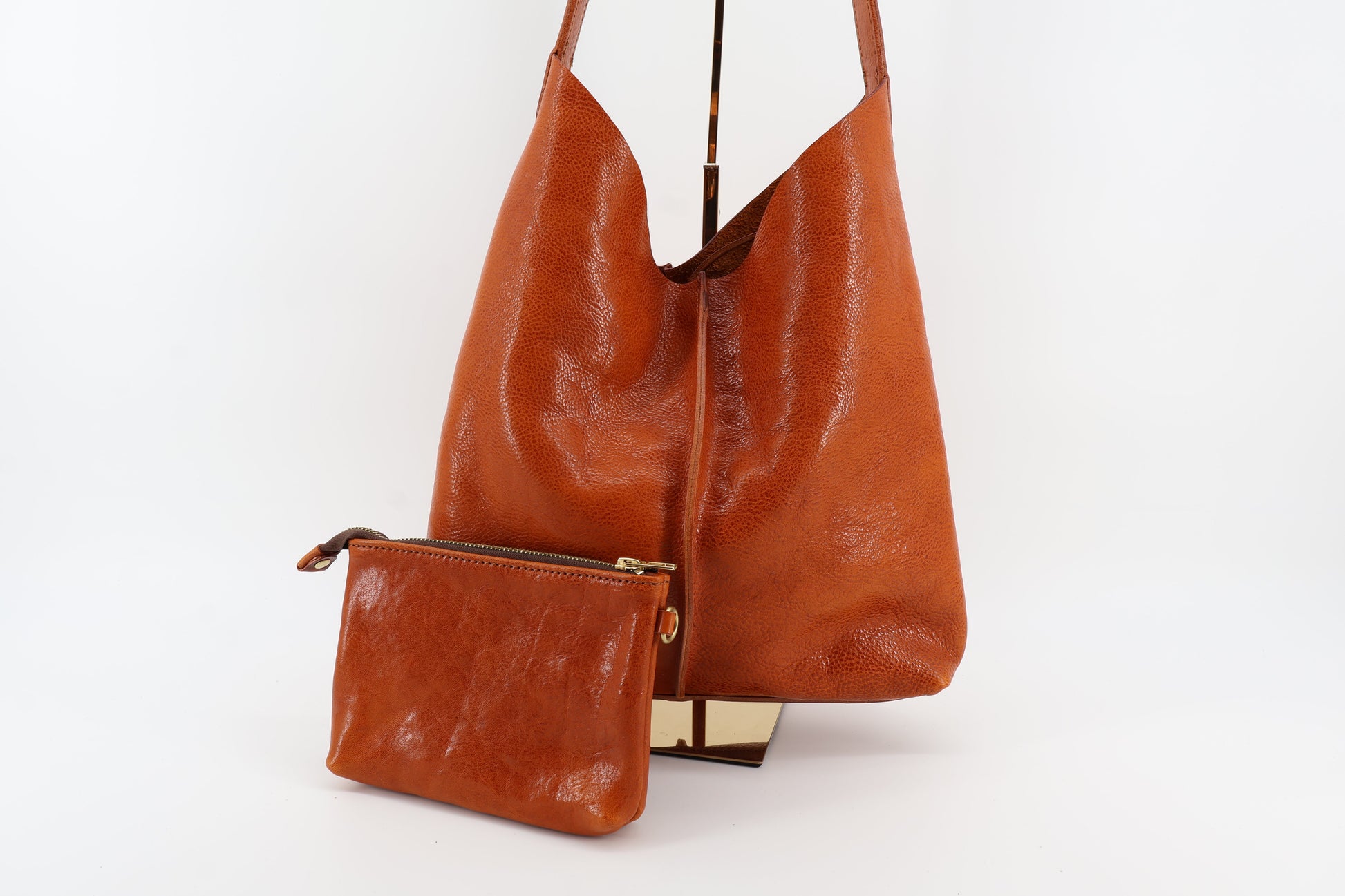 Saddle Leather Hobo & Zip Pouch Eugo