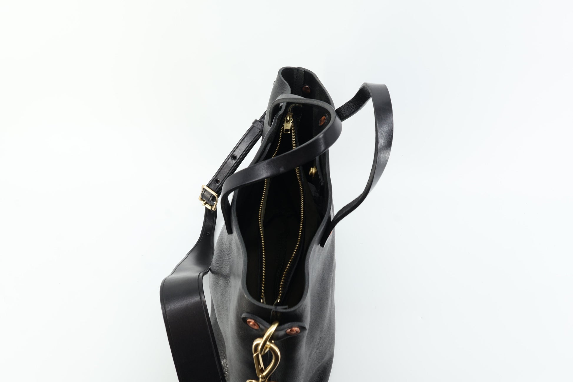 Copper-Rivet Tote Eugo