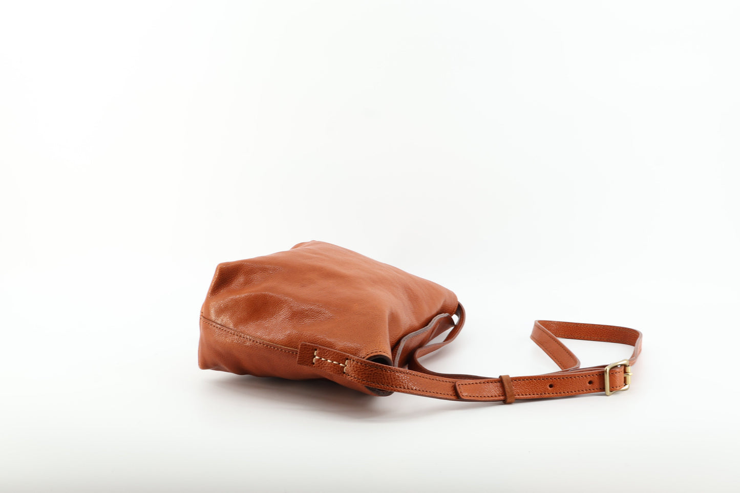 Soft Box Crossbody Eugo