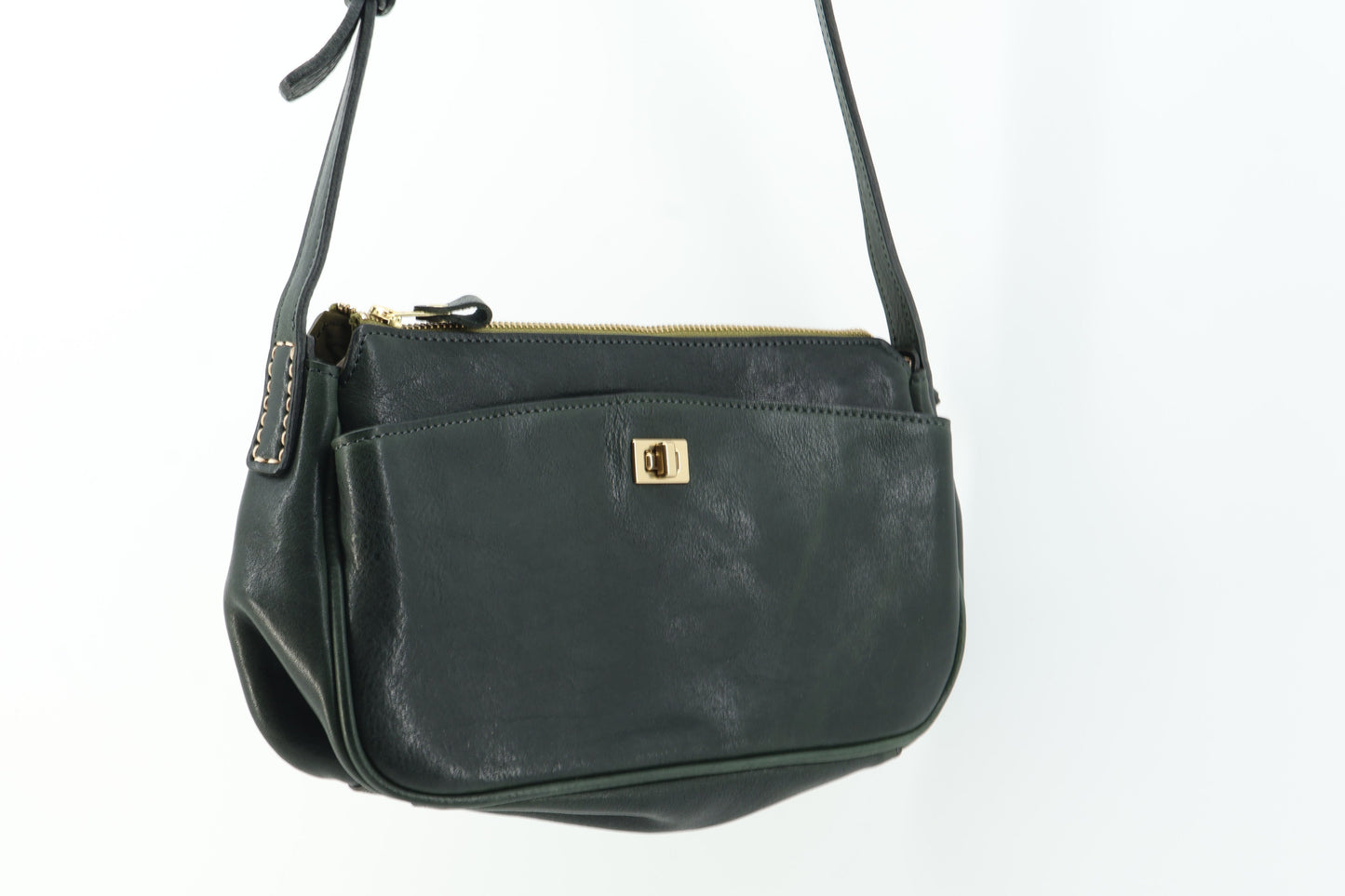 Turn-Lock Crossbody Eugo